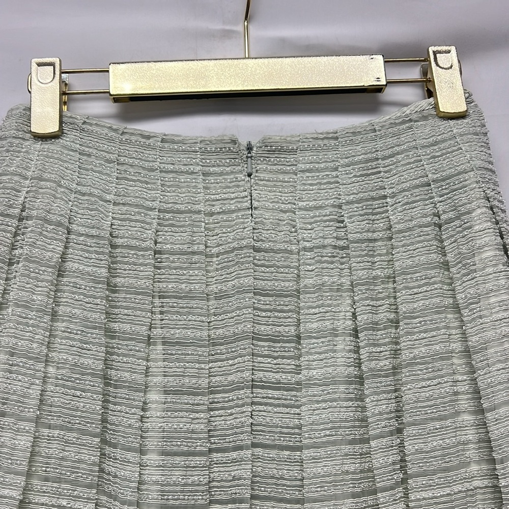 Carmen Marc Valvo beaded pleated long skirt - Picture 5 of 7